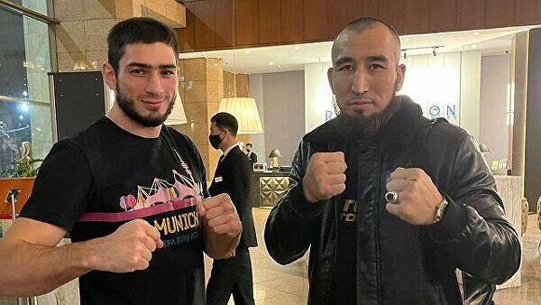    Боец ММА Багдат "Казах" Дюсембаев (справа)© Фото : Соцсети Багдата Дюсембаева