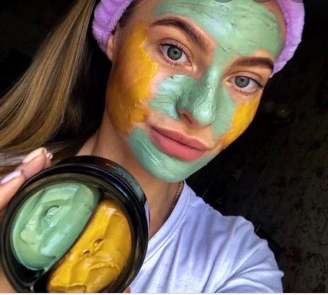маска для комбинированной кожи
ban bang mask маска для регулирования работы сальных желёз.
когда т-зона жирного типа, с расширенными порами и черными точками, а на щеках кожа нормального или сухого типа. в этом случае для серединки лица необходимо глубокое очищение, сужение пор и регулирование работы сальных желез, а боковинки требуют отшелушивания, увлажнения и придания резкости контурам лица.