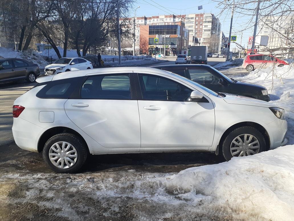 Lada Vesta 