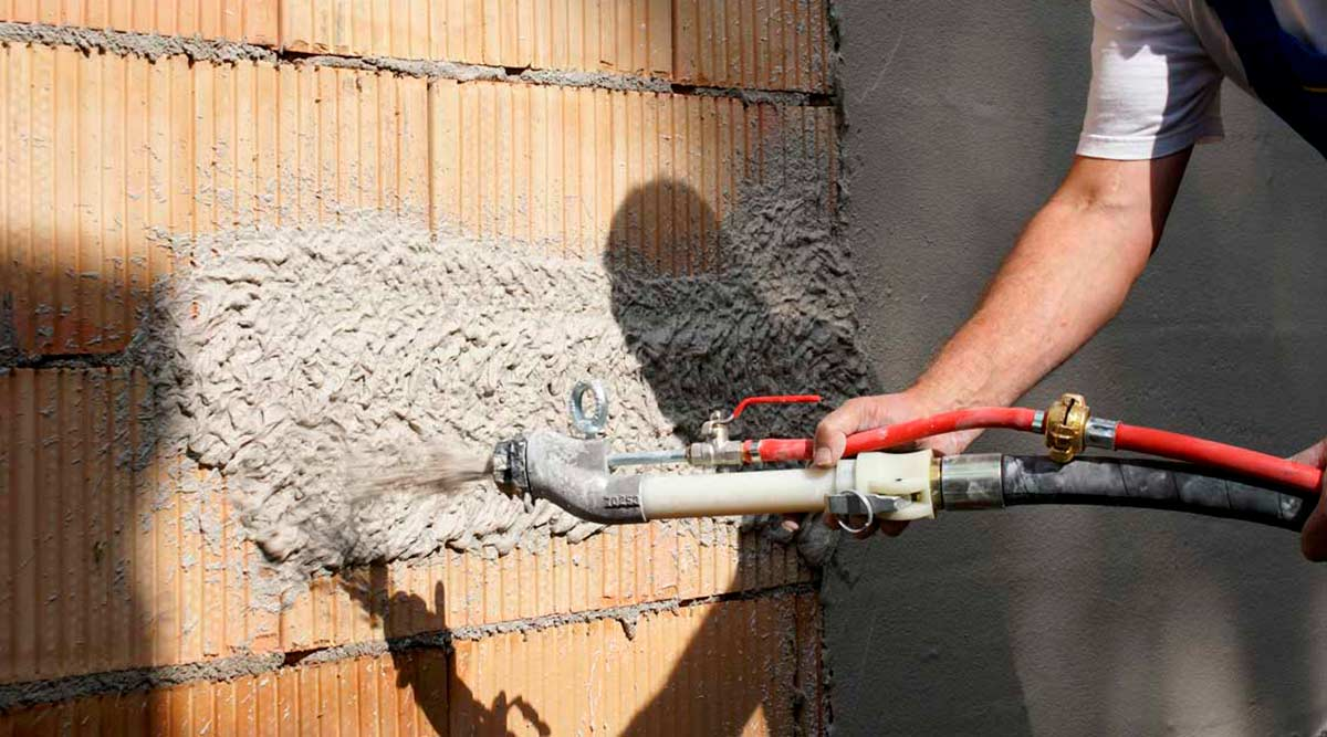 Механизированная штукатурка.