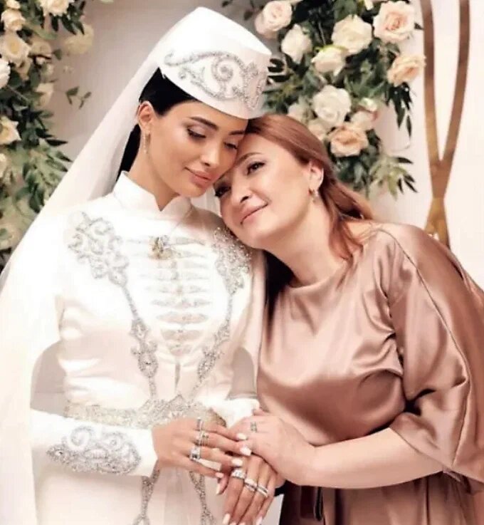 Как сложилась жизнь Мадины, которую жених, Заурбек Сидаков, прогнал с собственной свадьбы