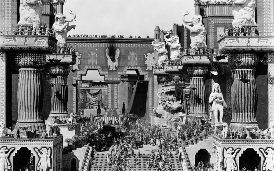 Кадр из фильма «Нетерпимость», 1916 