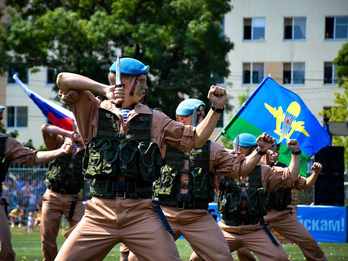 Сделали десантником. ВДВ. ВДВ войска. День воздушно-десантных войск. Двдвдвдв.