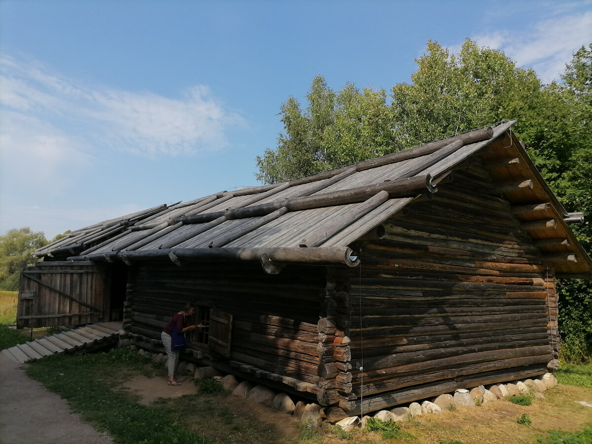 Можно ли построить роскошный дом без гвоздей, скоб и т.п? Ответ нашелся в  Великом Новгороде, в музее деревянного зодчества Витославлицы | Витюша Live  | Дзен