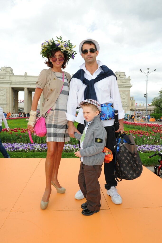Ольга Дроздова и Дмитрий Певцов с сыном (2012 г. ) / Фото: Global look press