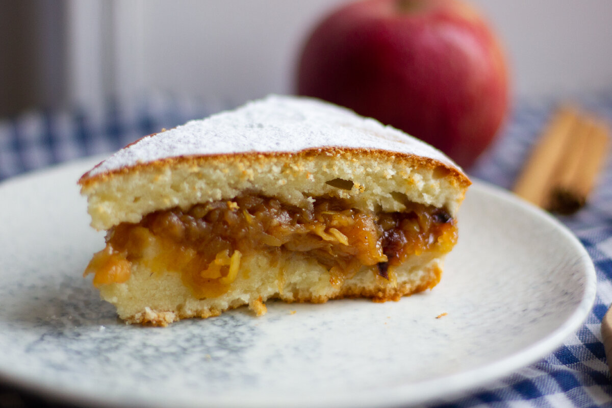 «Рецепт яблочных пирожных с горькой начинкой - быстро и вкусно за 10 минут!»