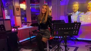    Фото: социальные сети Ани Лорак Юлия Карягина