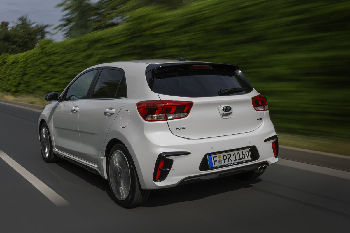Кия Рио хэтчбек 2021 gt
