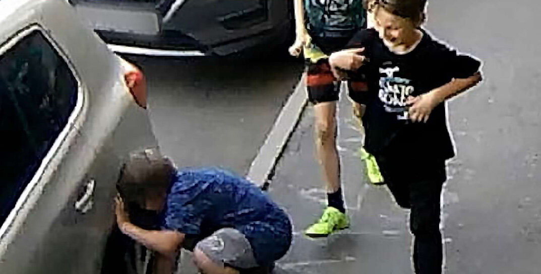 Детишки развлекаются