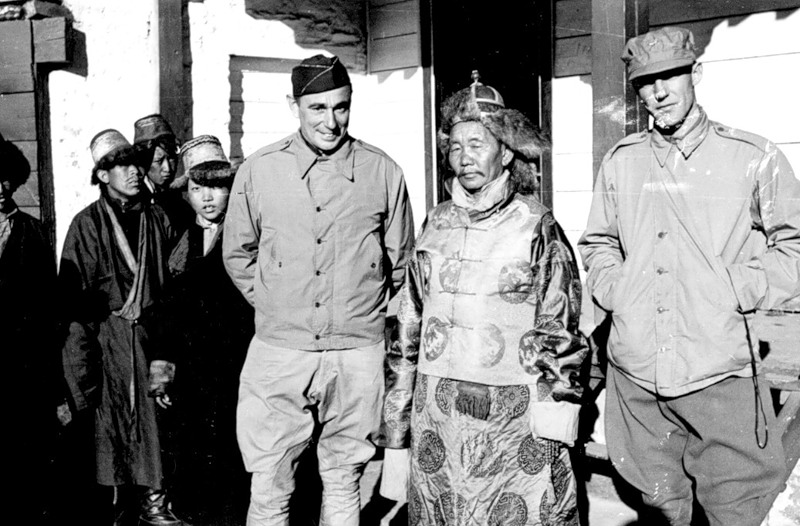 «Когда в мае 1945 года наши войска вели бои на подступах к Рейхсканцелярии, их удивило то, что они наталкивались на трупы азиатов – тибетцев.