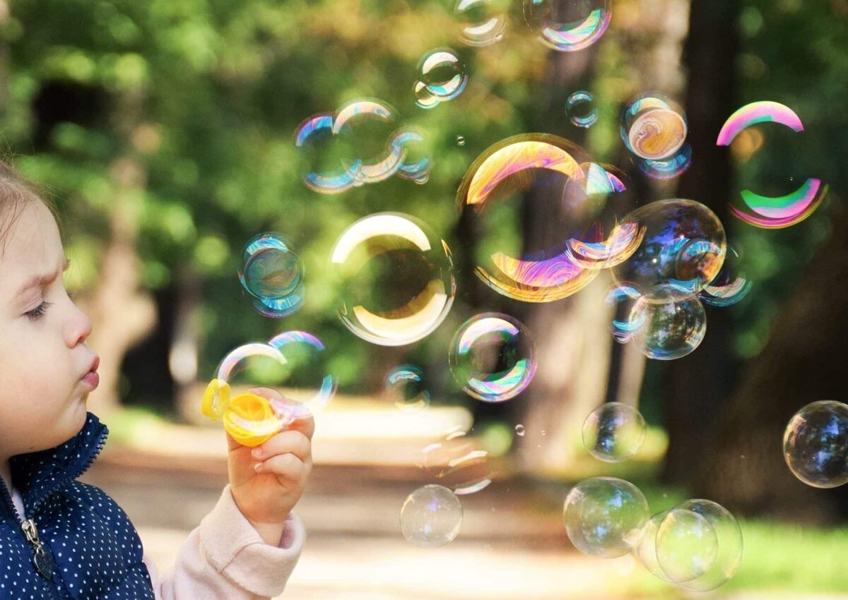 Как сделать мыльные пузыри в домашних условиях? | Аргументы и Факты