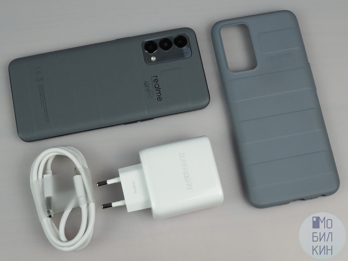 Комплект: смартфон, блок питания 65 Вт, кабель USB Type-C, защитный чехол