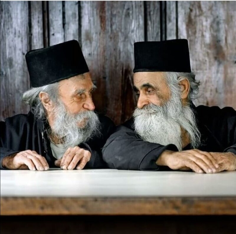 Жили-Были в монастыре два монаха...