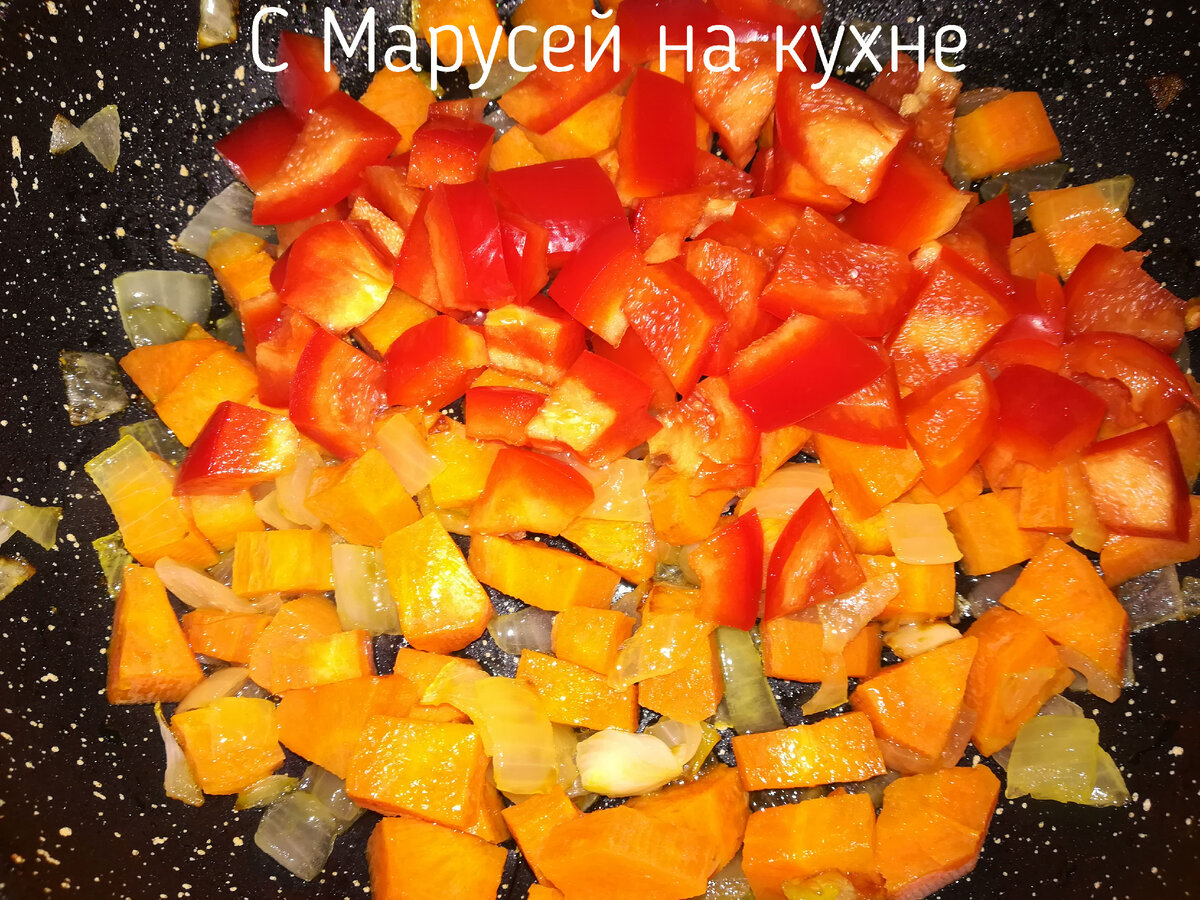 Щи из свежей капусты с курицей и болгарским перцем. | С Марусей на кухне |  Дзен