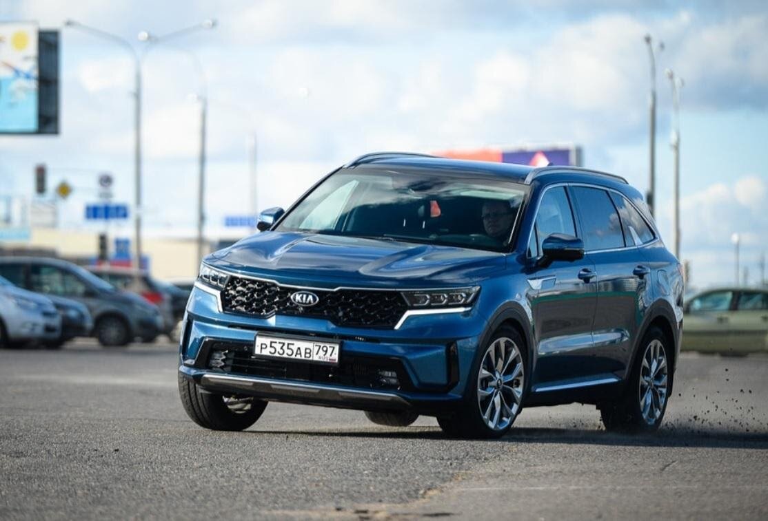 Большие преимущества и мелкие недостатки Kia Sorento | Auto People | Дзен