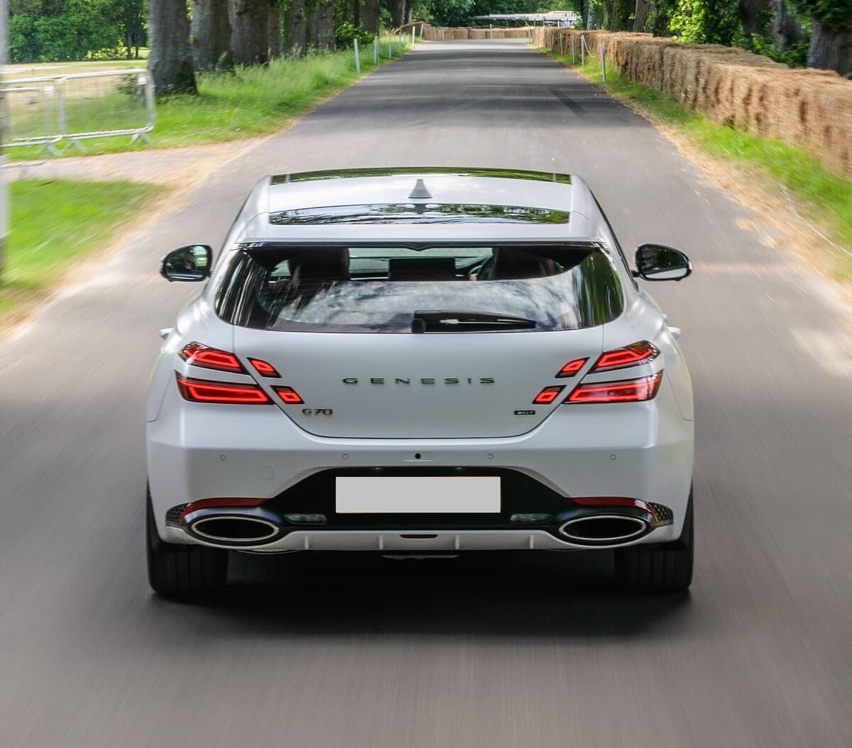 В России стартовали продажи нового универсала. Источник иллюстрации - Яндекс.Картинки