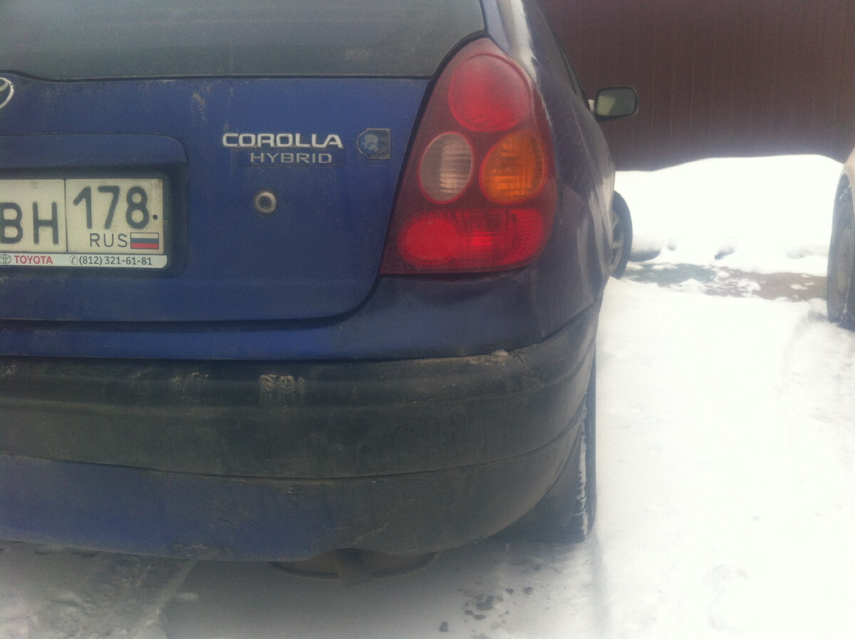 Фото автора!Toyota Corolla, которая пришла к нам после Prius-а.