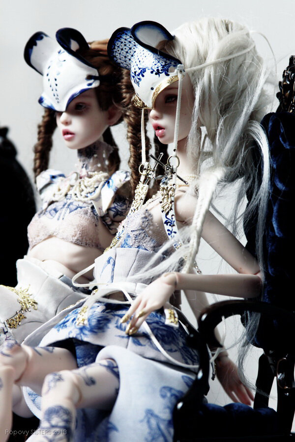 фото с сайта сестер Поповых