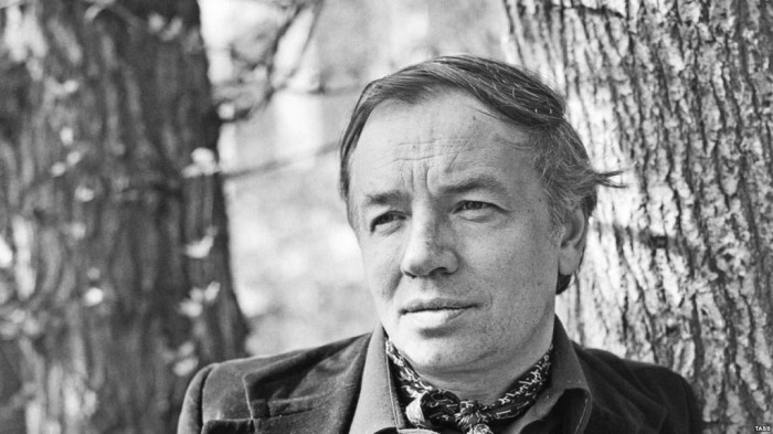 Мужчины замирали, глядя ей в след. А она так и не стала счастливой с многими известными мужчинами. Татьяна Лаврова11
