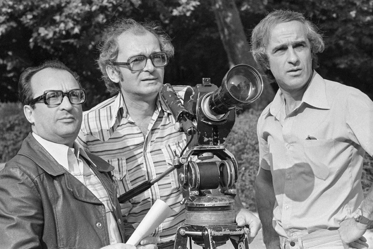 Константин Бромберг - крайний слева.