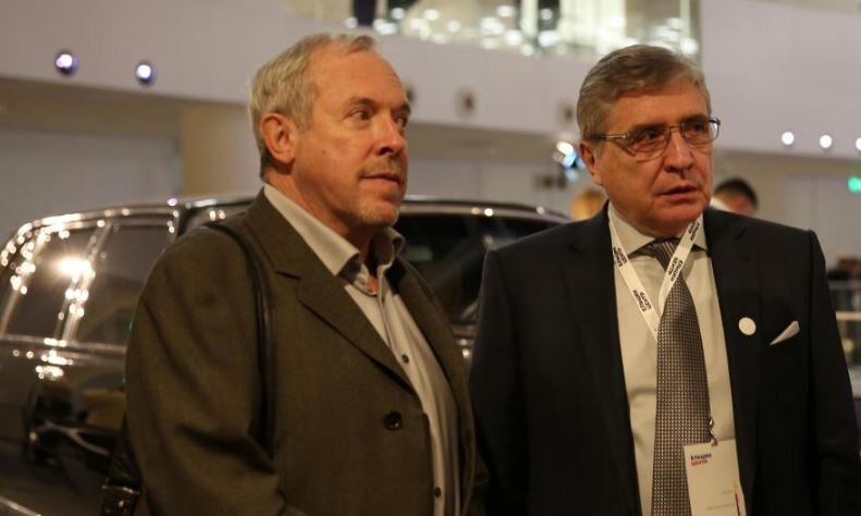 Музыкант Андрей Макаревич и исполнительный директор Ельцин Центра Александр Дроздов на открытии Ельцин-центра