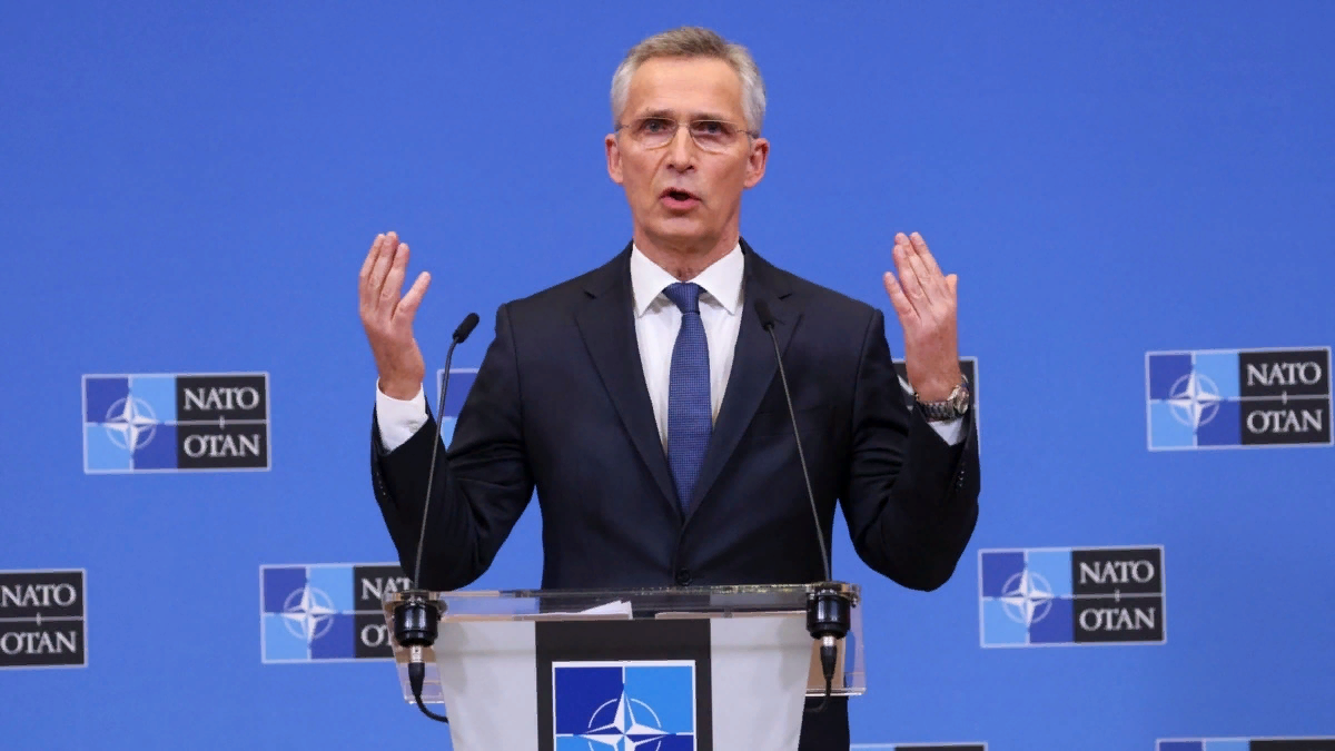 Страны НАТО планируют резко нарастить присутствие своих войск на восточных флангах, – об этом заявил генеральный секретарь Североатлантического альянса Йенс Столтенберг 27 июня на конференции в Брюсселе