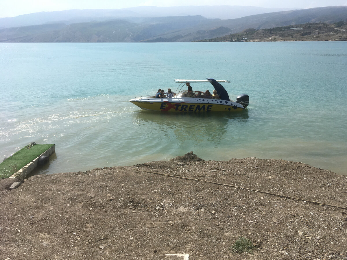 Сулакское водохранилище Дагестан лодка