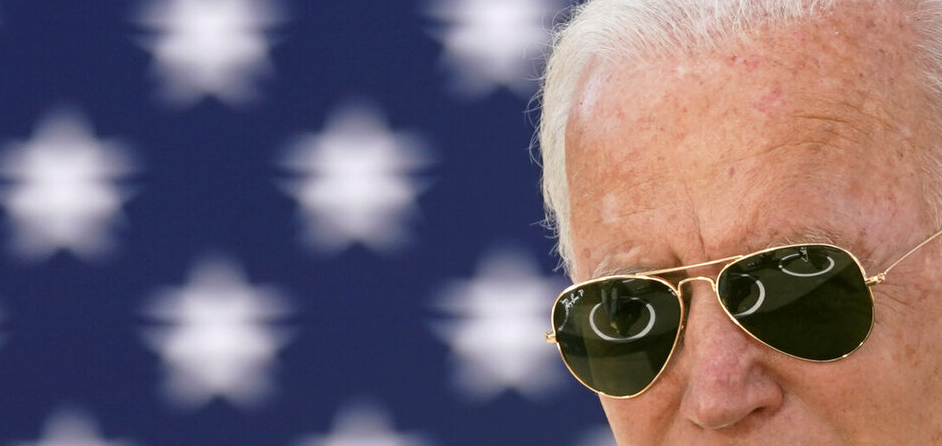 Новая военная стратегия президента Байдена обвиняет Китай в том, что он преследует свои интересы "с принуждением" и "агрессивно" © Kevin Lamarque/REUTERS