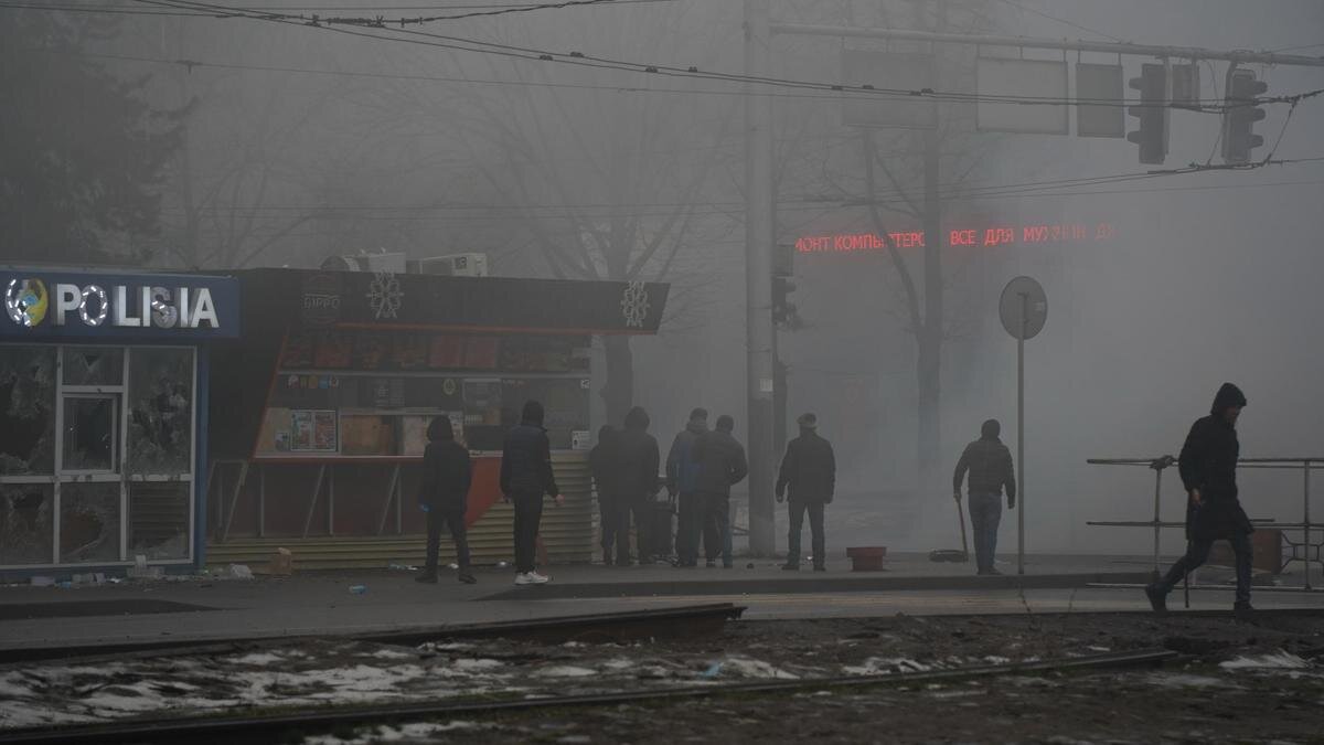    Январские события:NUR.KZ / Владимир Третьяков