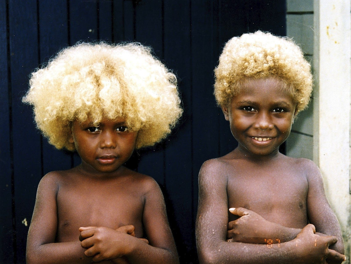 Как называют темнокожих. Меланезийцы с Соломоновых островов. Австралоиды раса. Австралоиды океанийская раса. Меланезийская раса австралоидная.