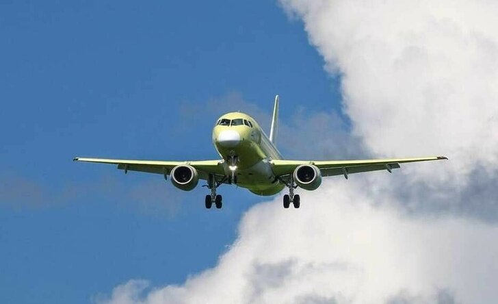      © www.flightradar24.com