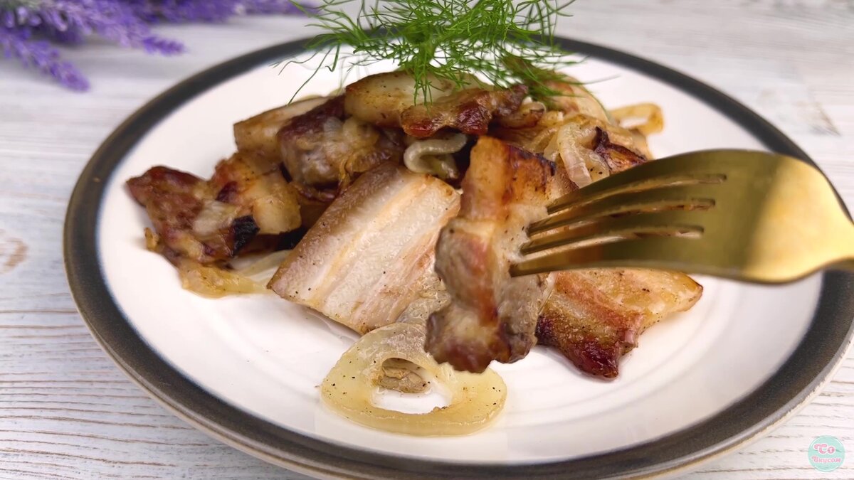 Свиная грудинка в тёмном пиве на сковороде - простой и вкусный рецепт с пошаговыми фото