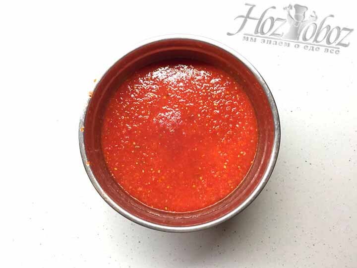 Моем и перекручиваем помидоры