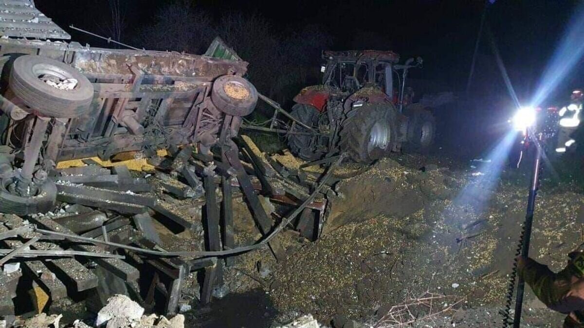    На месте предполагаемого происшествия в районе населенного пункта Пшеводув, Польша© Фото : Polski Serwis Pożarniczy