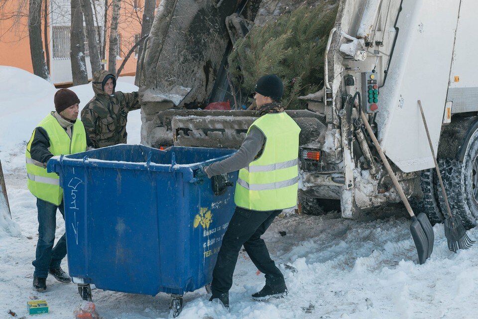     Вывоз мусора в Рязанской области с 1 декабря 2022 года подорожал сразу на 11%. Альберт ДЗЕНЬ