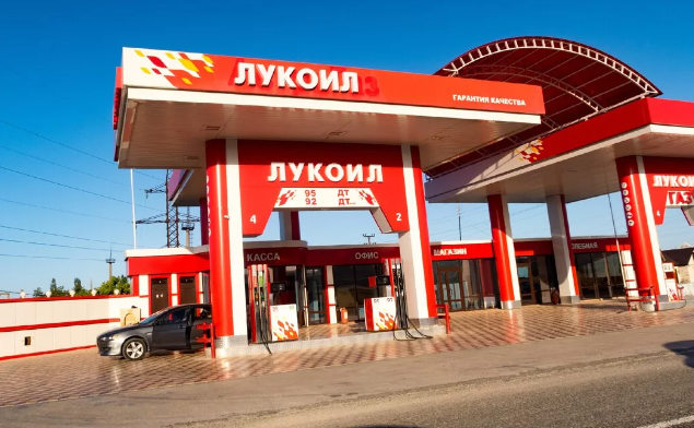 И это на каждом шагу
