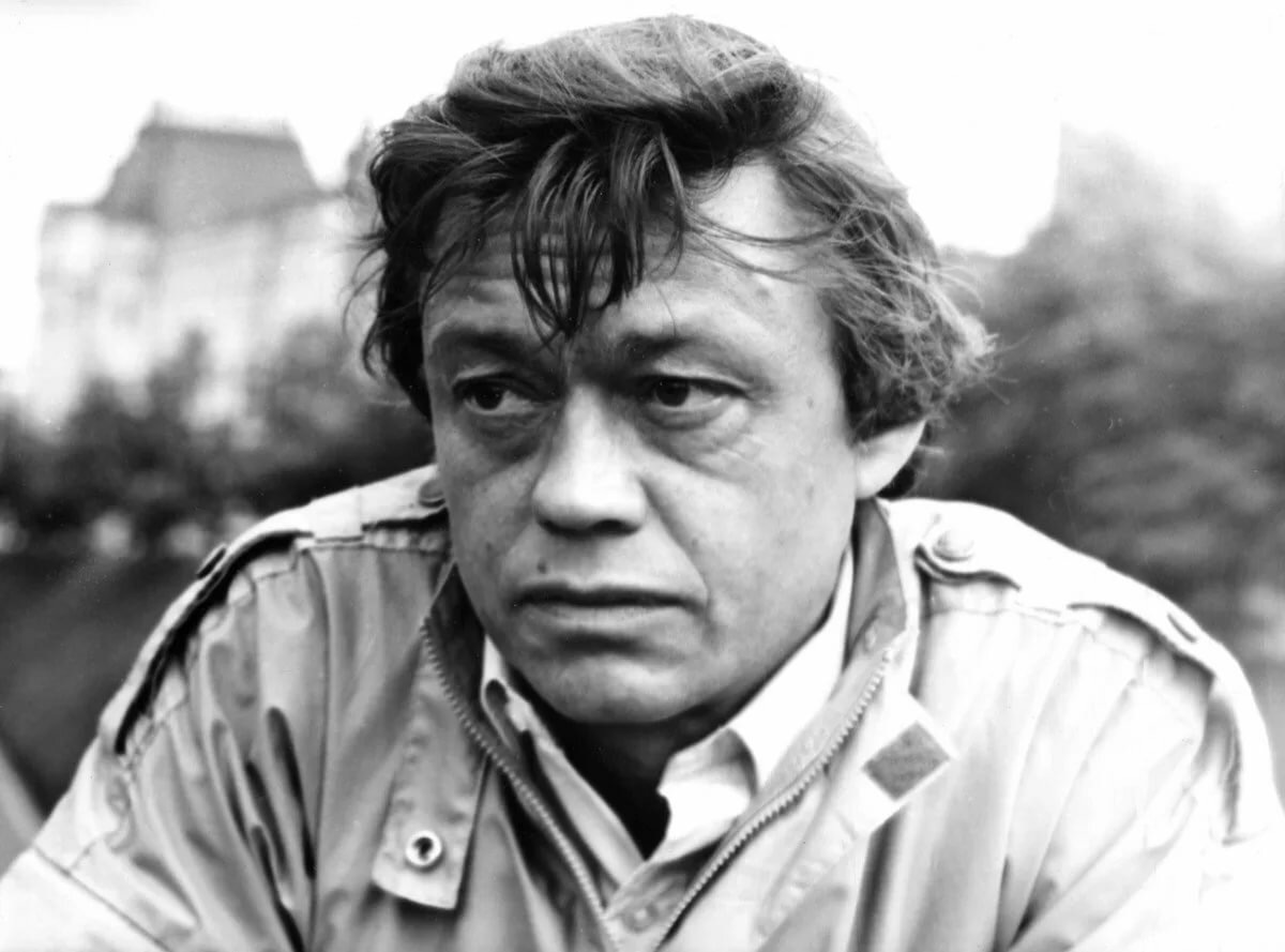 Николай Караченцов. Источник фото:https://clck.ru/VnT58