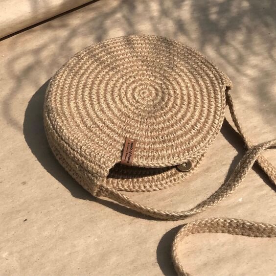 Классическая летняя круглая модель.