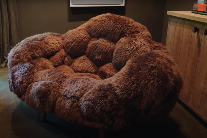 Плюшевое кресло-медведь