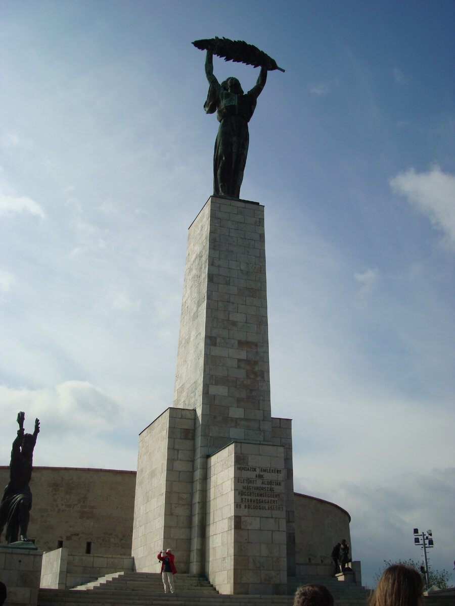 Статуя свободы на холме Геллер. Фото из личного архива.