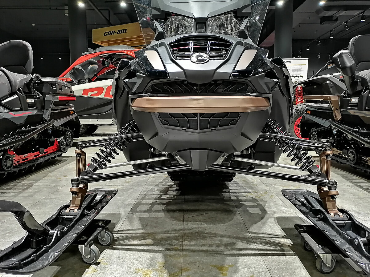 Широкие рычаги - залог устойчивости и комфорта! Для рыбалки или отдыха лучше не придумать! 