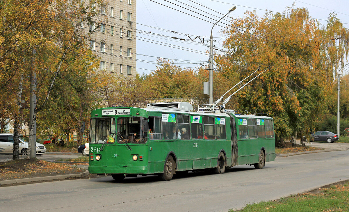 Список подвижного. Троллейбусы ЗИУ Новосибирск. Новосибирск троллейбус ЗИУ-620520. Троллейбус 8 Новосибирск. ЗИУ 620520 2286.