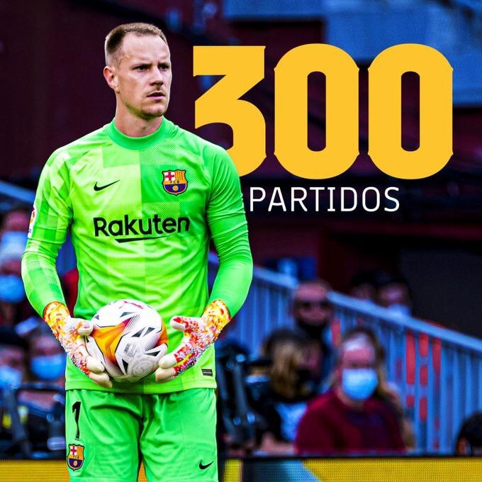 Марк-Андре тер Штеген провел 300-й матч за Барселону. 
 
🔵🔴3⃣0⃣0⃣