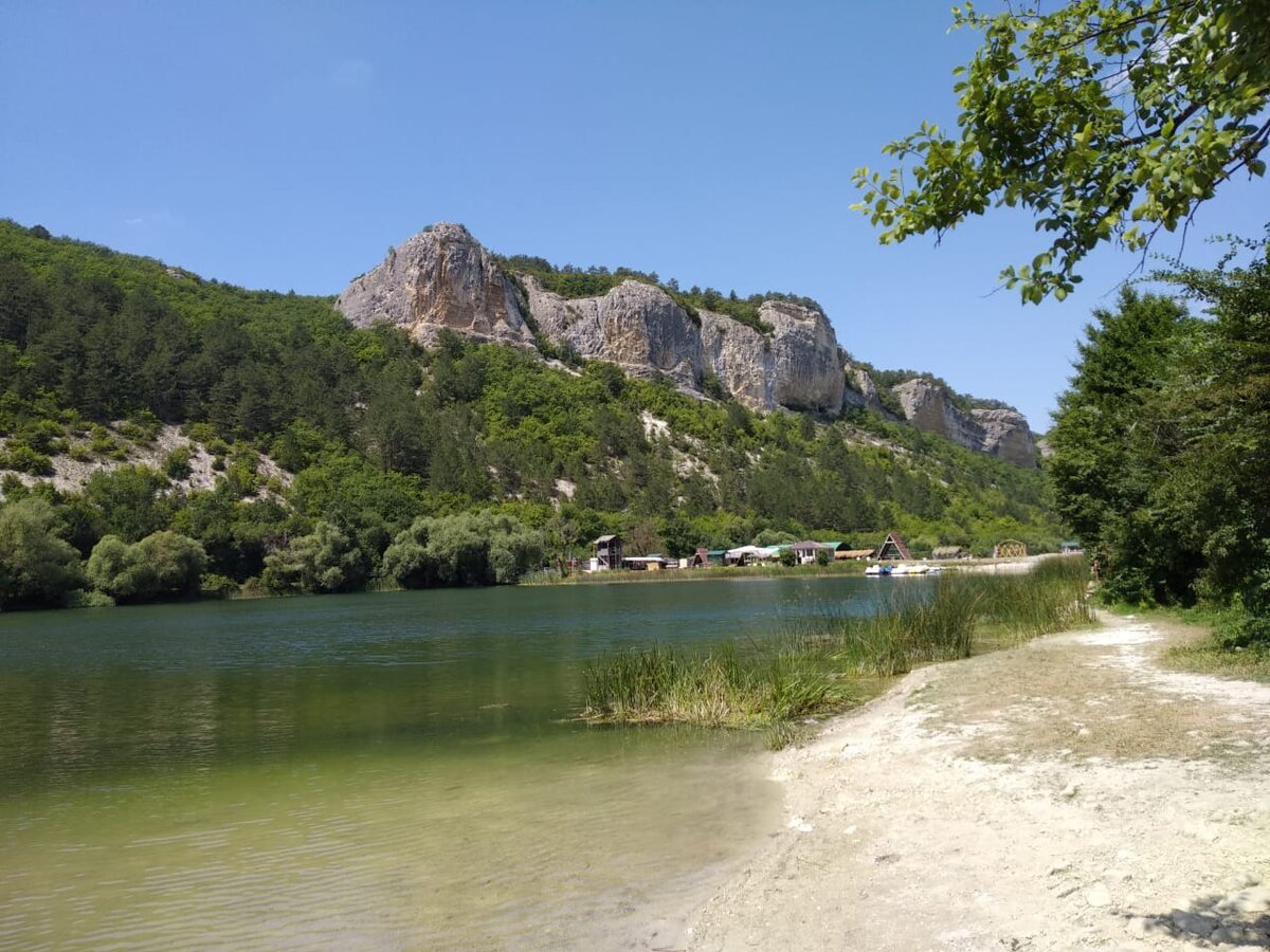 Озеро Мангуп