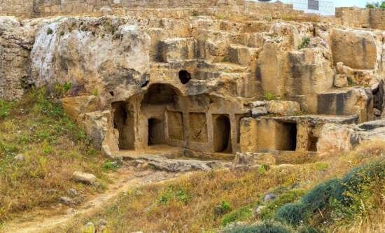 Царские гробницы Пафоса