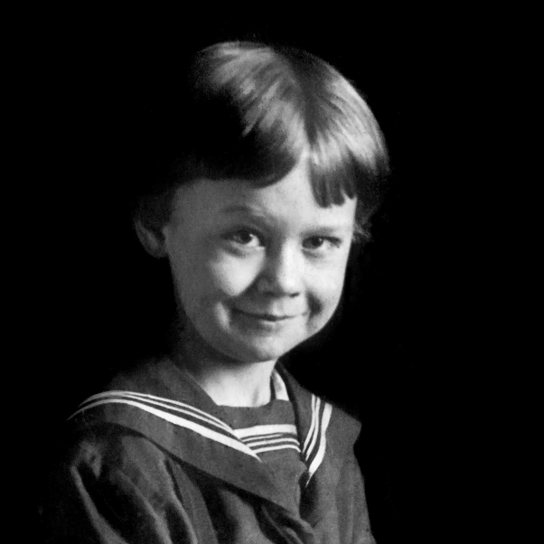  Лёлик Табаков в детстве.  Предвоенное фото