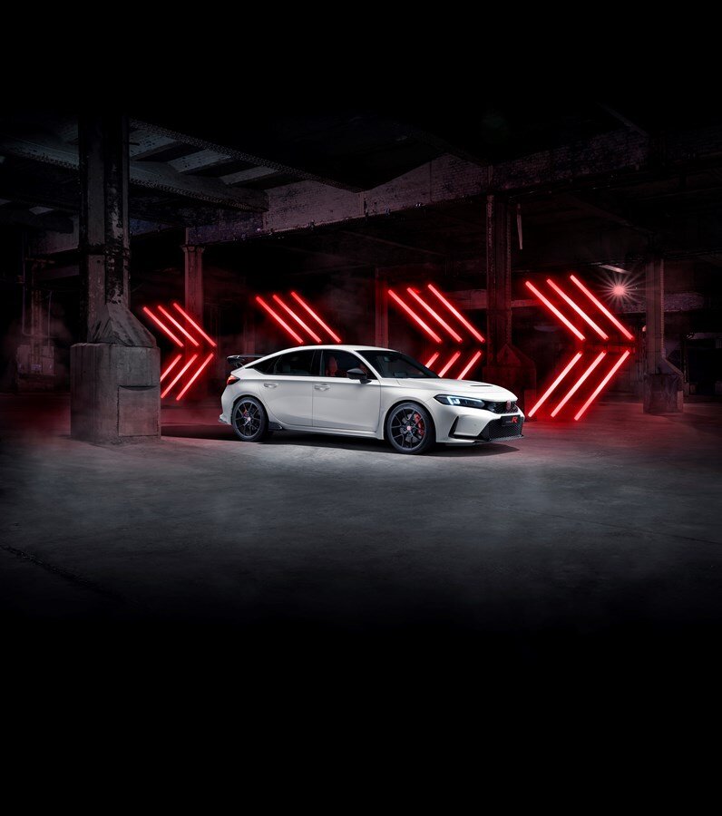     Новый «топор»: Honda представила очередной Сivic Type R Фото производителя.