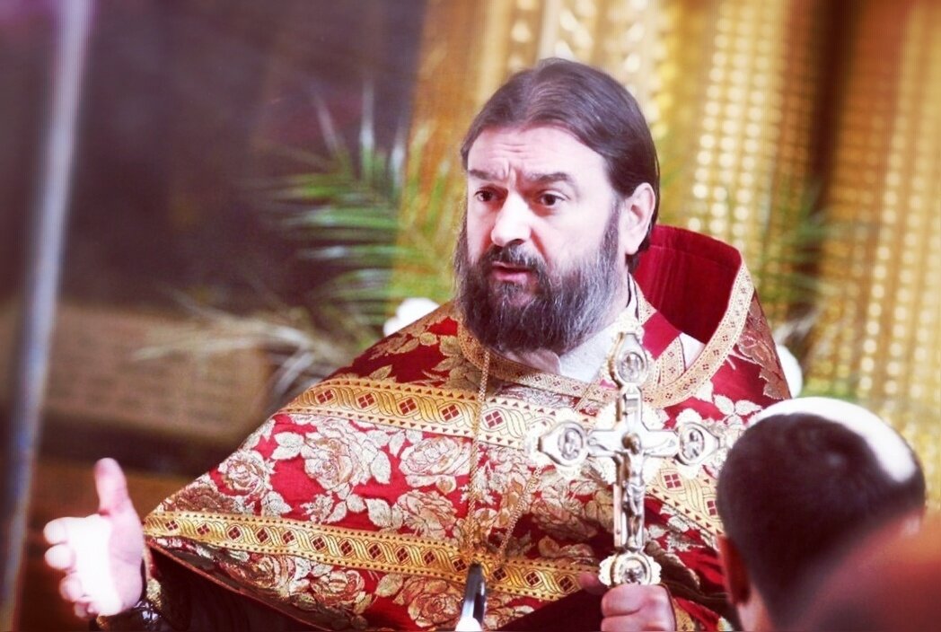 Андрей Ткачёв — протоиерей, клирик храма святителя Василия Великого, писатель, проповедник, миссионер, телеведущий, блогер.