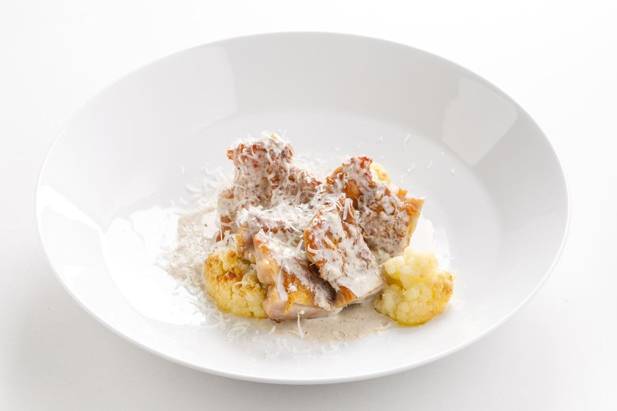 Говяжья щека с картофельным пюре из меню Duo Gastrobar