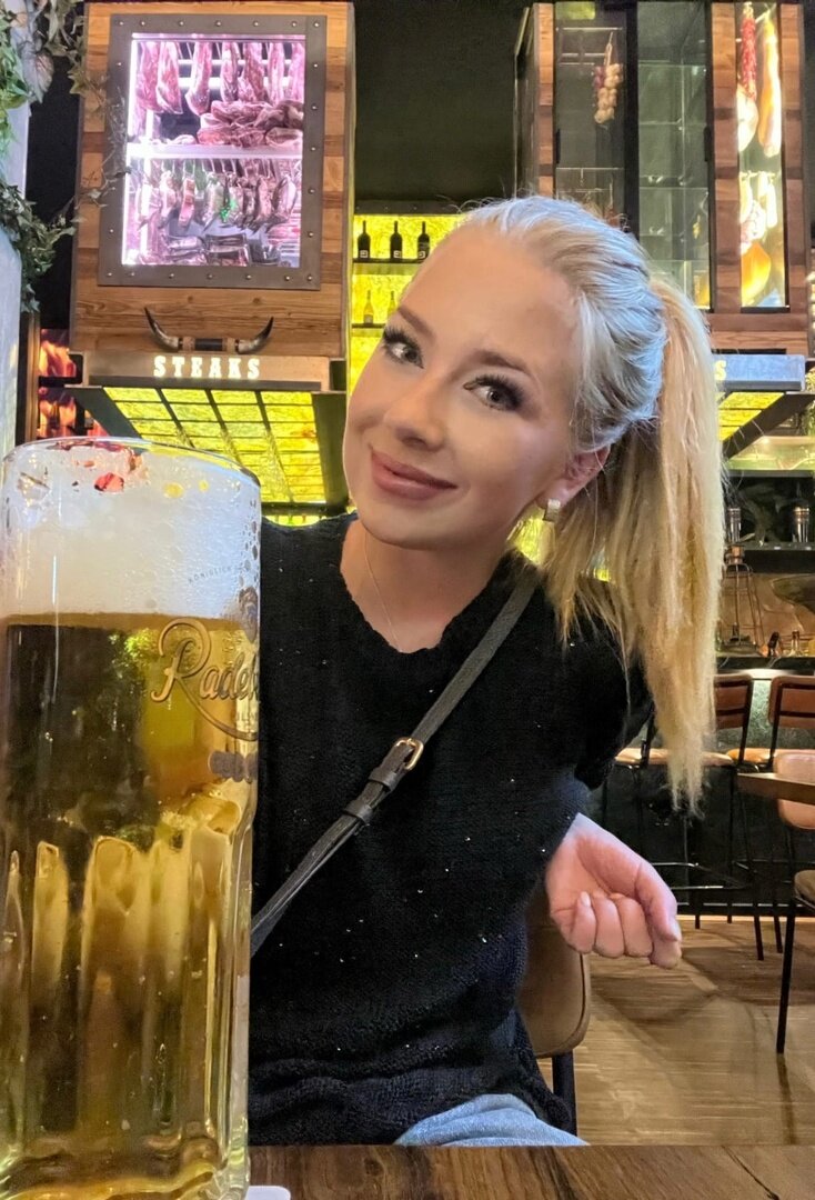 Очаровательный бар и ЛЧ. 